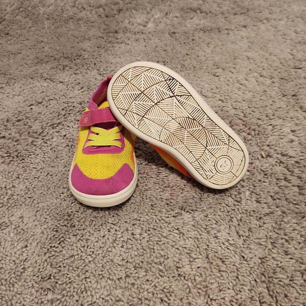 Kids Stride Rite Knit Slip-On Sneakers in Neon Pink & Yellow